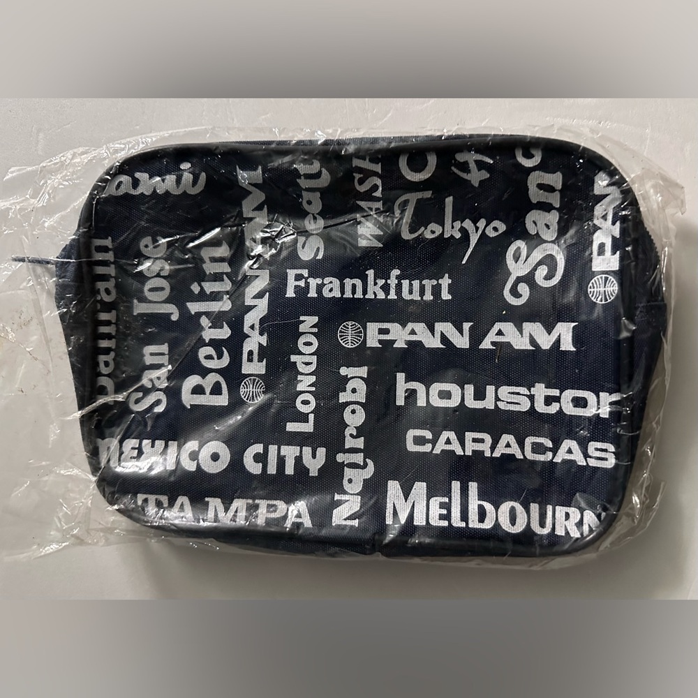 RARE NOS Vintage 80s Pan Am Airlines 1980s Blue Amenity Bag Travel Cities 9x6x2” - Picture 4 of 15